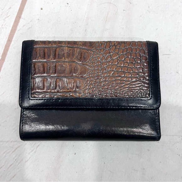Brahmin Croc Embossed Tooled Colorblock Leather Trifold Kiss Lock Wallet - Picture 1 of 10